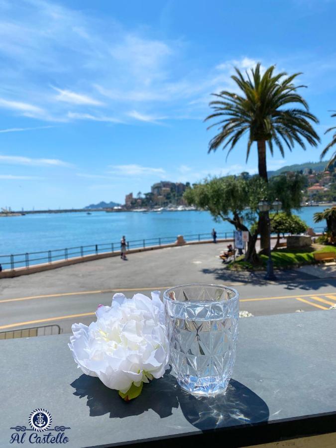 Welcome Riviera - Al Castello-Vista Mare -Romantico E Centrale A 20 Metri Dal Mare-Toll Parking At 15 Euro Per Day To Be Booked In Advance -Subject To Availability Rapallo Exterior foto