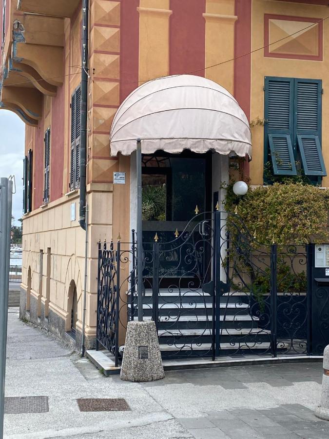 Welcome Riviera - Al Castello-Vista Mare -Romantico E Centrale A 20 Metri Dal Mare-Toll Parking At 15 Euro Per Day To Be Booked In Advance -Subject To Availability Rapallo Exterior foto